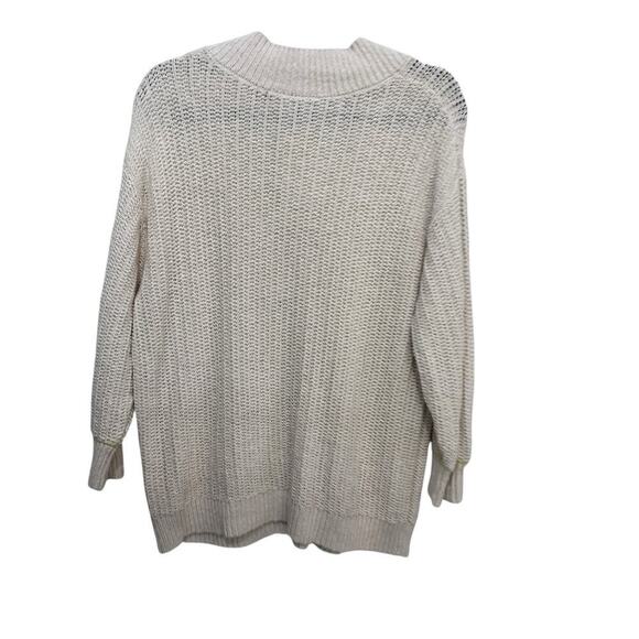 NWT CAbi #6233 Croquet Oversized Knit V-Neck Drop Shoulder Sweater Size Medium - Picture 4 of 9